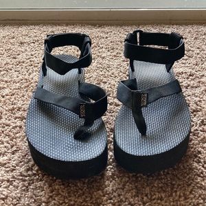 Gently Worn, black platform Tevas